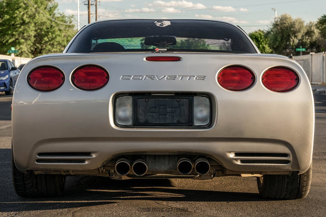 Used 2004 Chevrolet Corvette Z06 w/ Memory Package RWD image 7