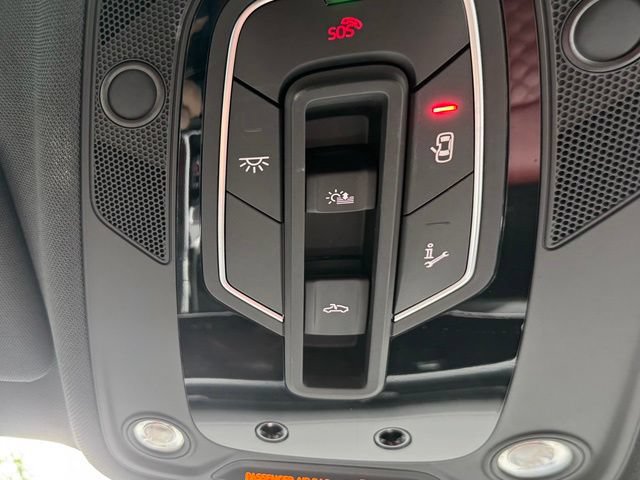 Used 2021 Audi SQ8 Prestige AWD/4WD image 25