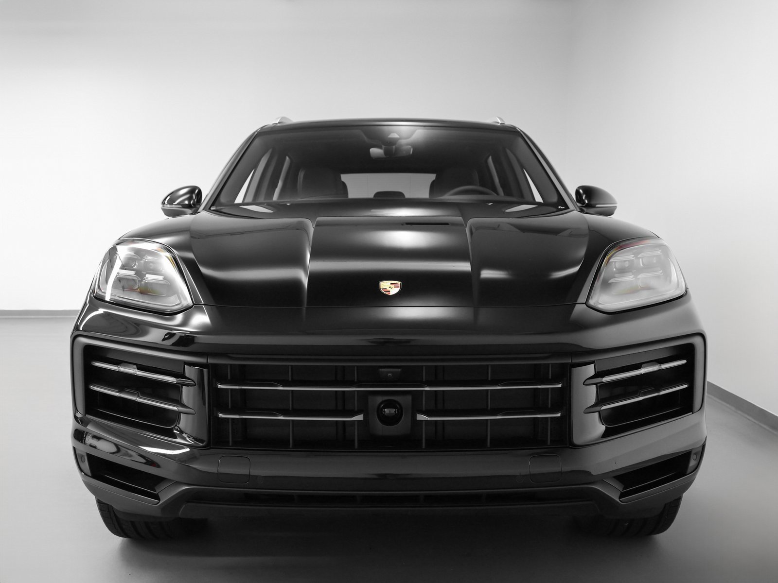 Certified 2025 Porsche Cayenne image 8