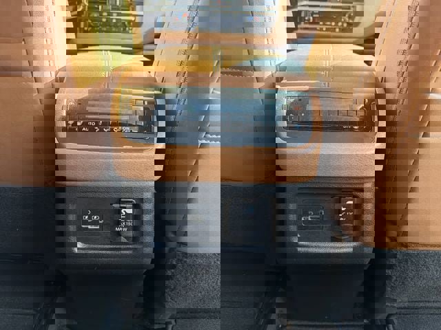 Used 2023 Nissan Pathfinder Platinum w/ Cargo Package image 23