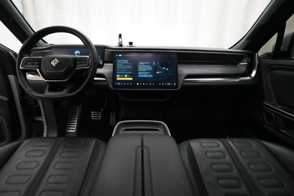 Used 2022 Rivian R1T Adventure image 20