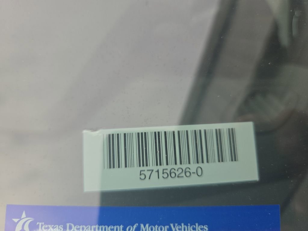 Used 2025 Chevrolet Trax LT w/ LT Convenience Package FWD image 6