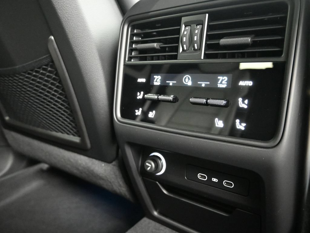 Certified 2026 Porsche Cayenne Coupe AWD/4WD image 20
