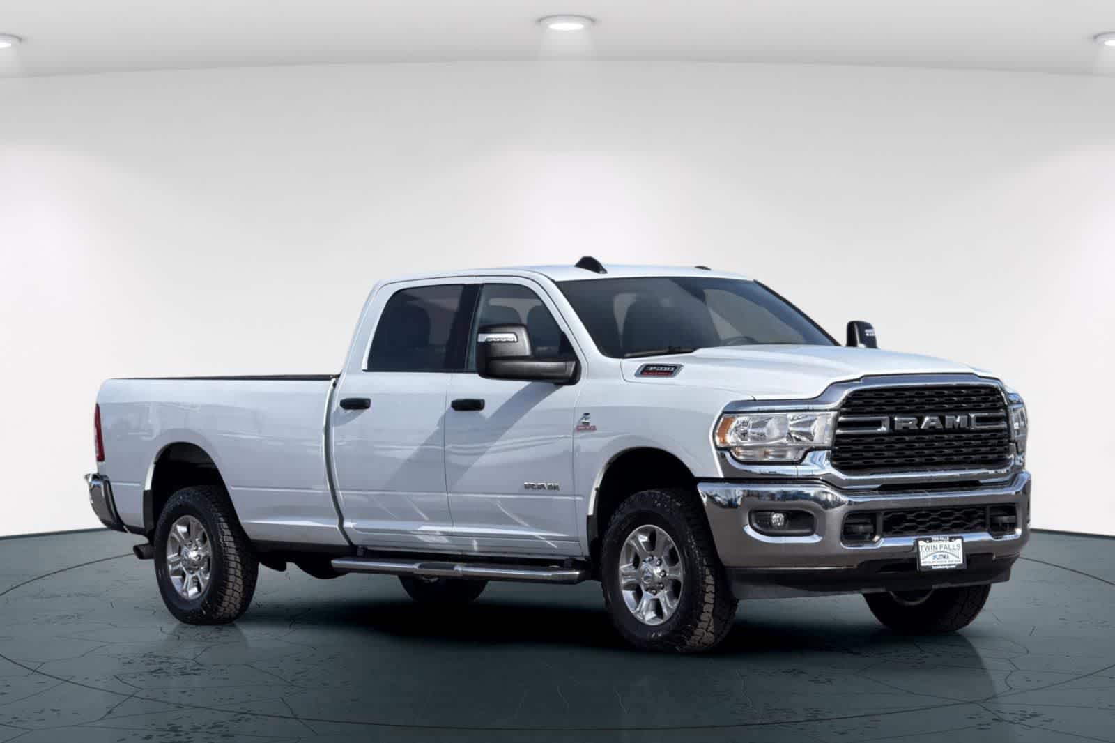 Used 2024 RAM 3500 Big Horn AWD/4WD image 5