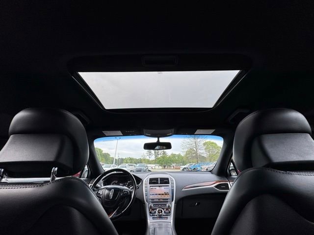 Used 2017 Lincoln MKZ Reserve image 22