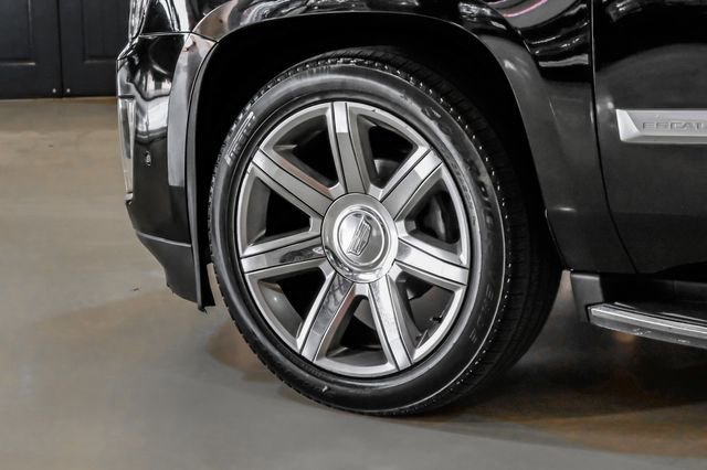 Used 2018 Cadillac Escalade ESV Premium Luxury AWD/4WD image 58