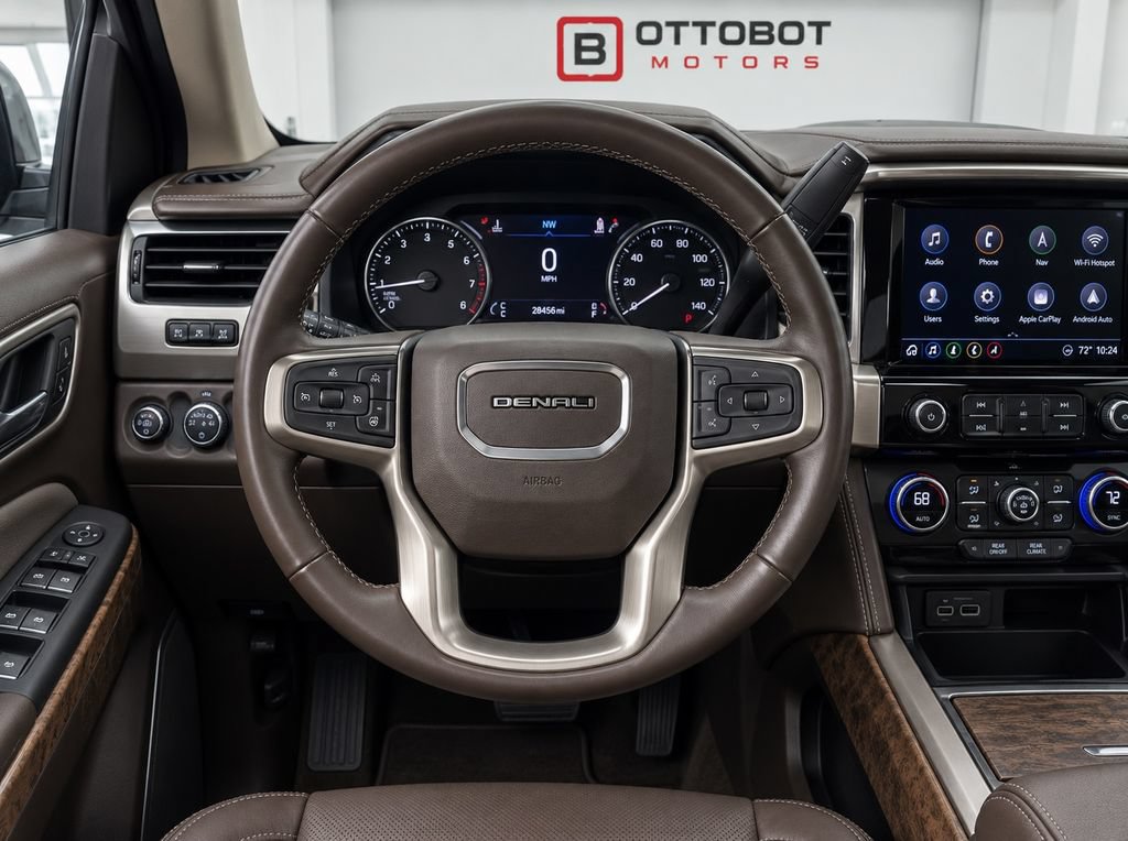 Used 2016 GMC Yukon Denali w/ Open Road Package RWD image 17