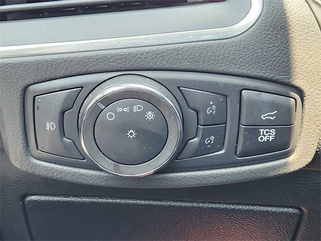 Used 2022 Ford Edge Titanium image 25