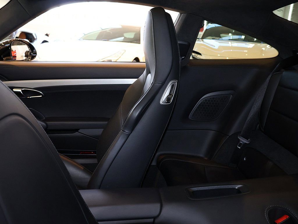 Used 2014 Porsche 911 Turbo S image 41