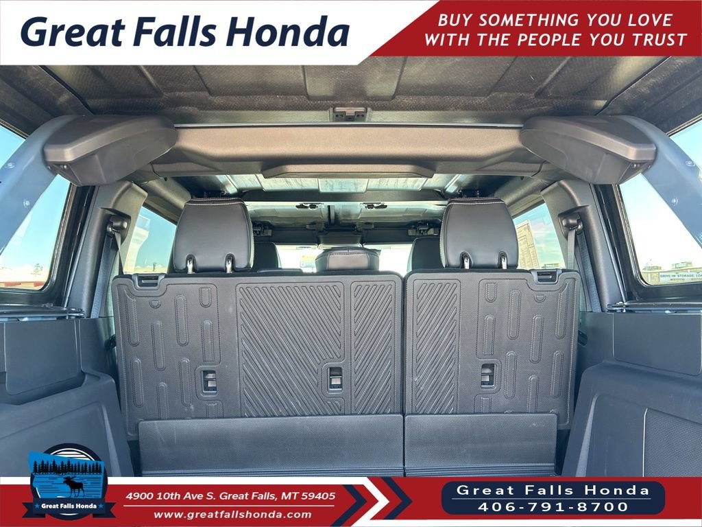 Used 2025 Ford Bronco Outer Banks AWD/4WD image 12