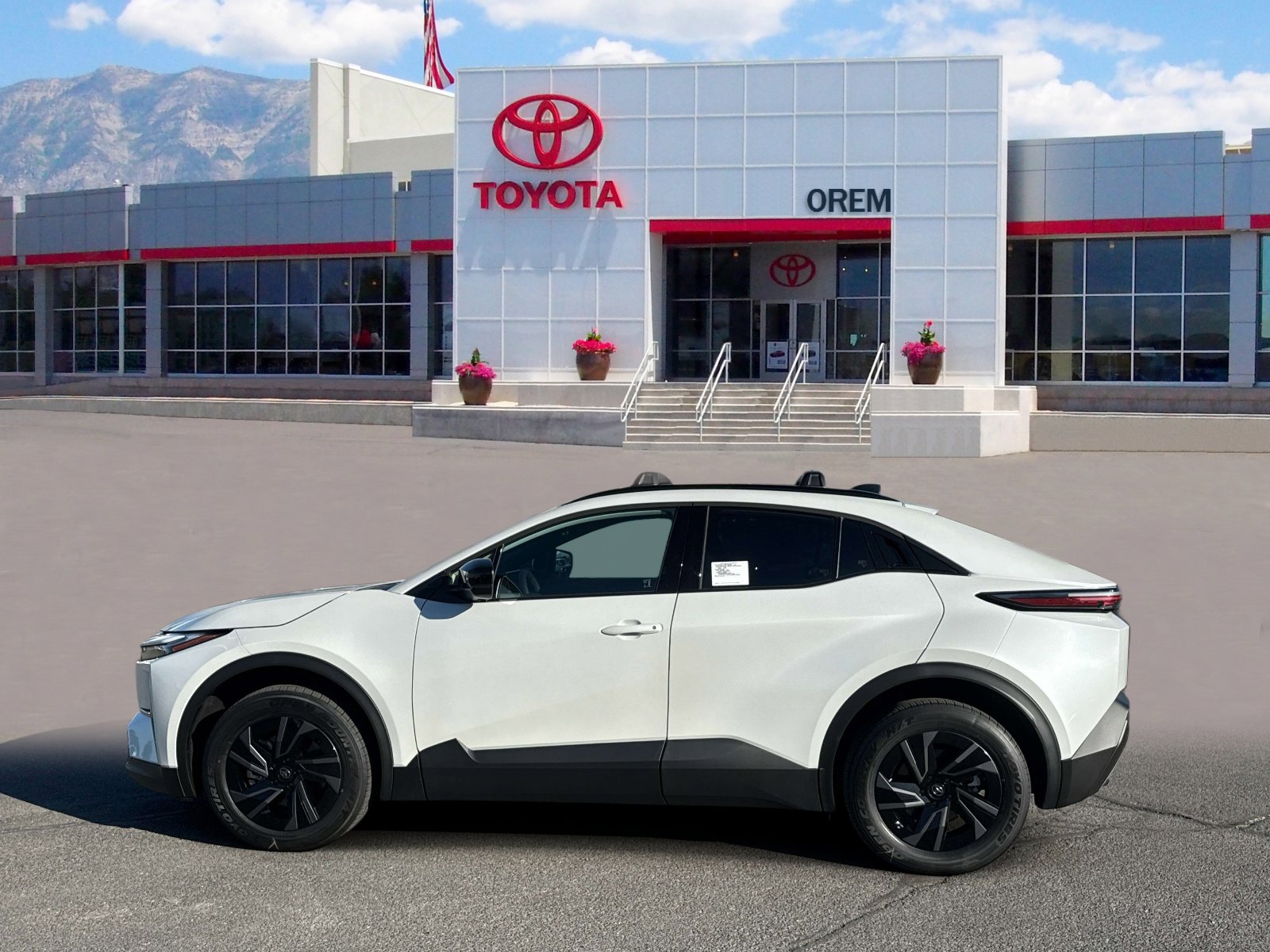 New 2026 Toyota C-HR w/ Cold Weather Package AWD/4WD image 5