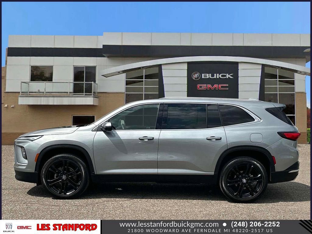 Used 2025 Buick Enclave Preferred w/ Power Package FWD image 2