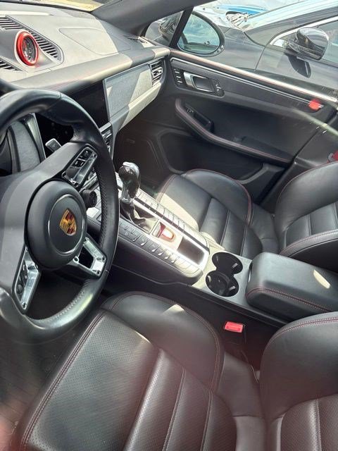 Used 2021 Porsche Macan GTS AWD/4WD image 13
