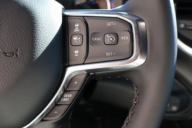 Used 2025 RAM 3500 Laramie image 20