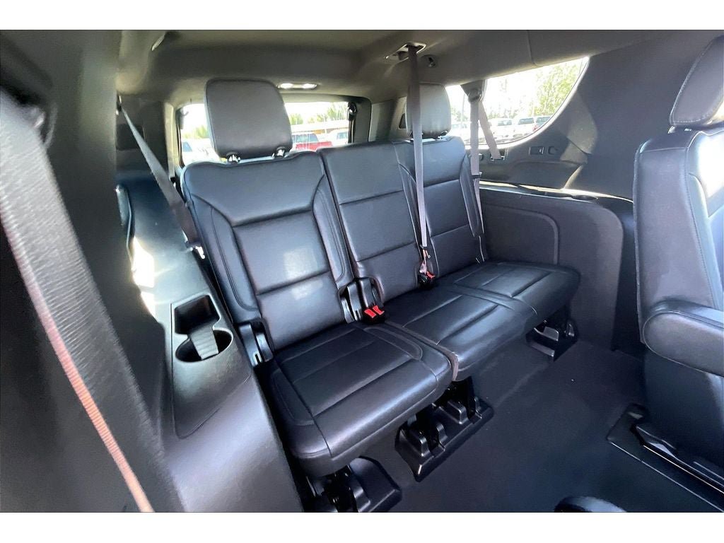 Used 2021 Chevrolet Suburban LT w/ LT Signature Plus Package AWD/4WD image 30