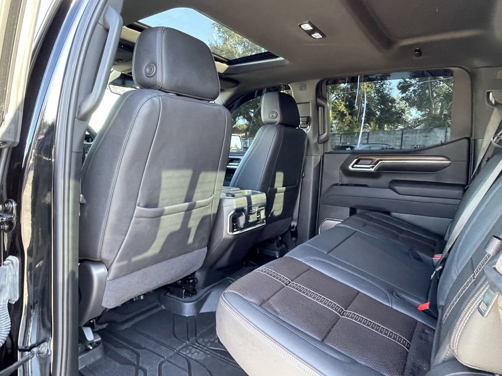 Certified 2025 Chevrolet Silverado 1500 High Country image 20