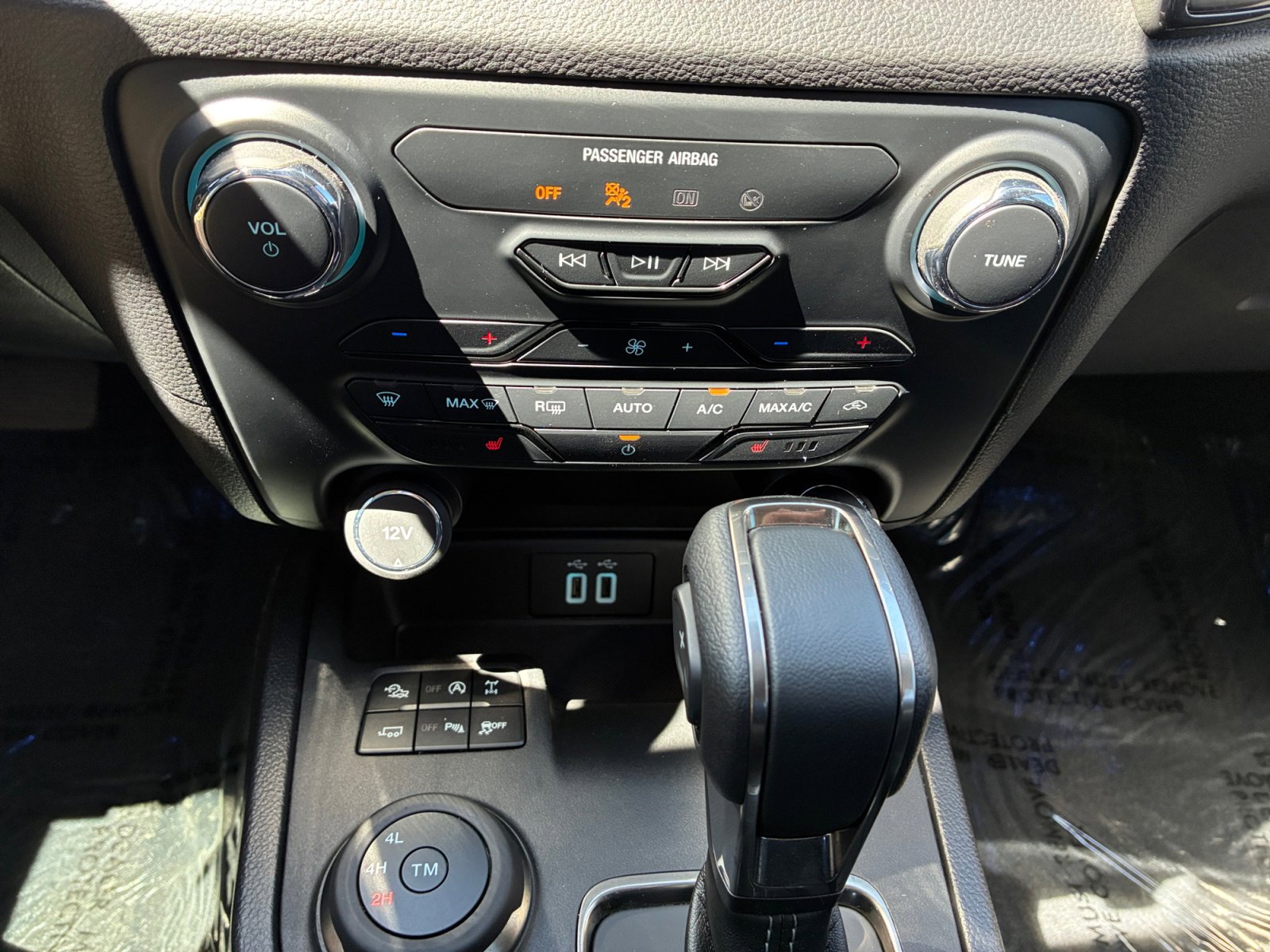 Certified 2020 Ford Ranger Lariat w/ Equipment Group 501A Mid image 31