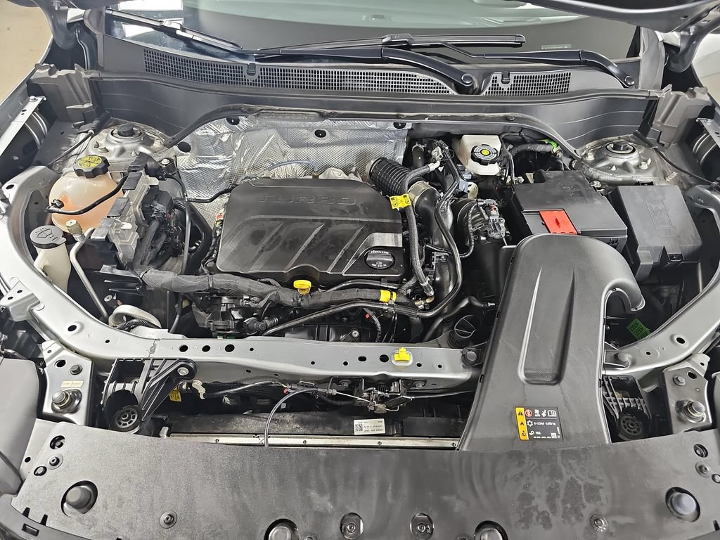 Certified 2024 Chevrolet Trax RS w/ Driver Confidence Package FWD image 33