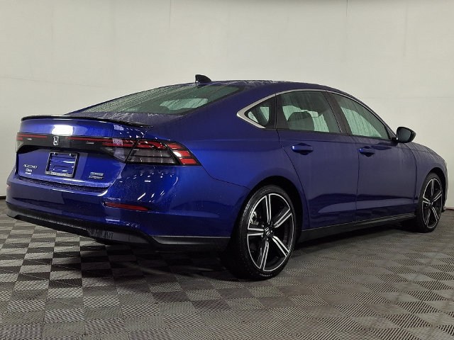 Used 2024 Honda Accord Sport image 9