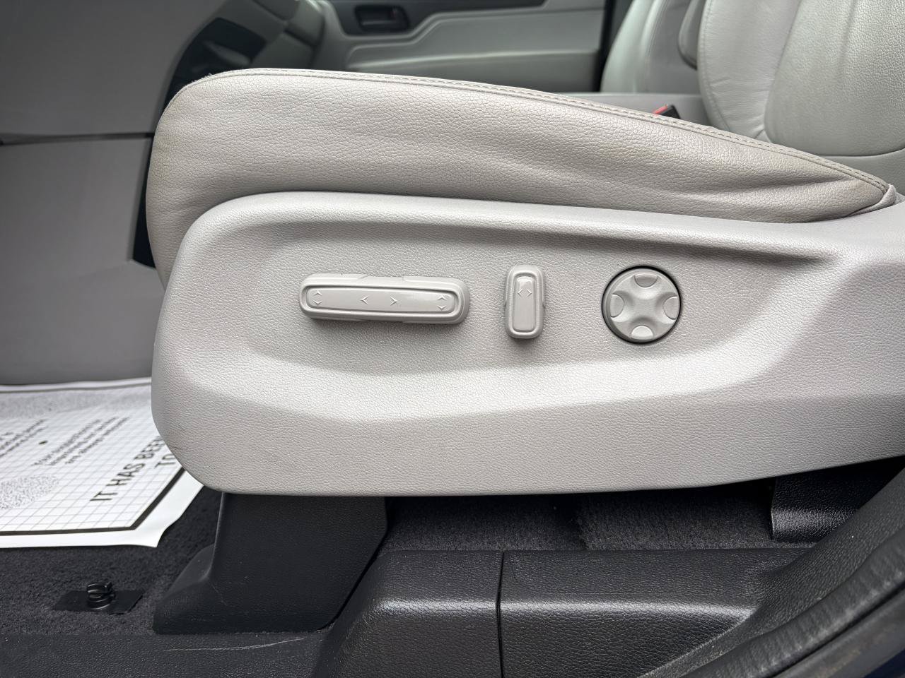 Used 2018 Honda Odyssey EX-L image 23