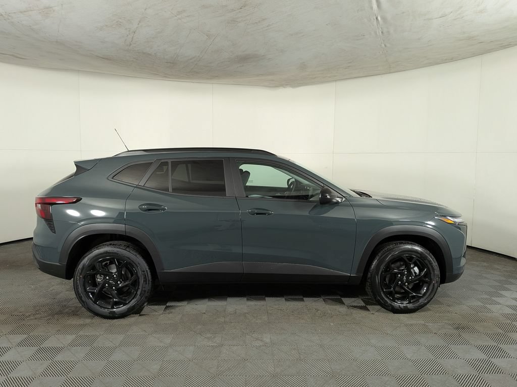 New 2026 Chevrolet Trax LT w/ Driver Confidence Package FWD image 6