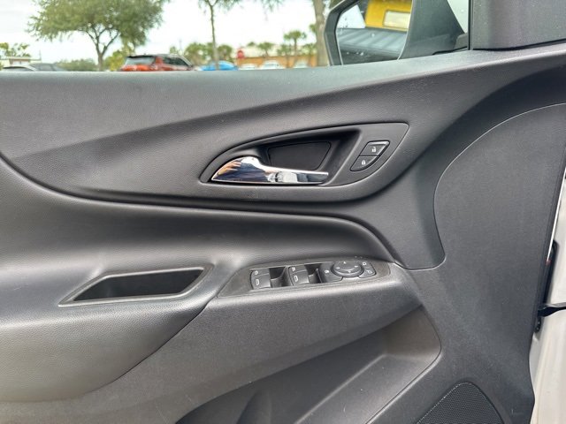 Used 2020 Chevrolet Equinox LT image 25