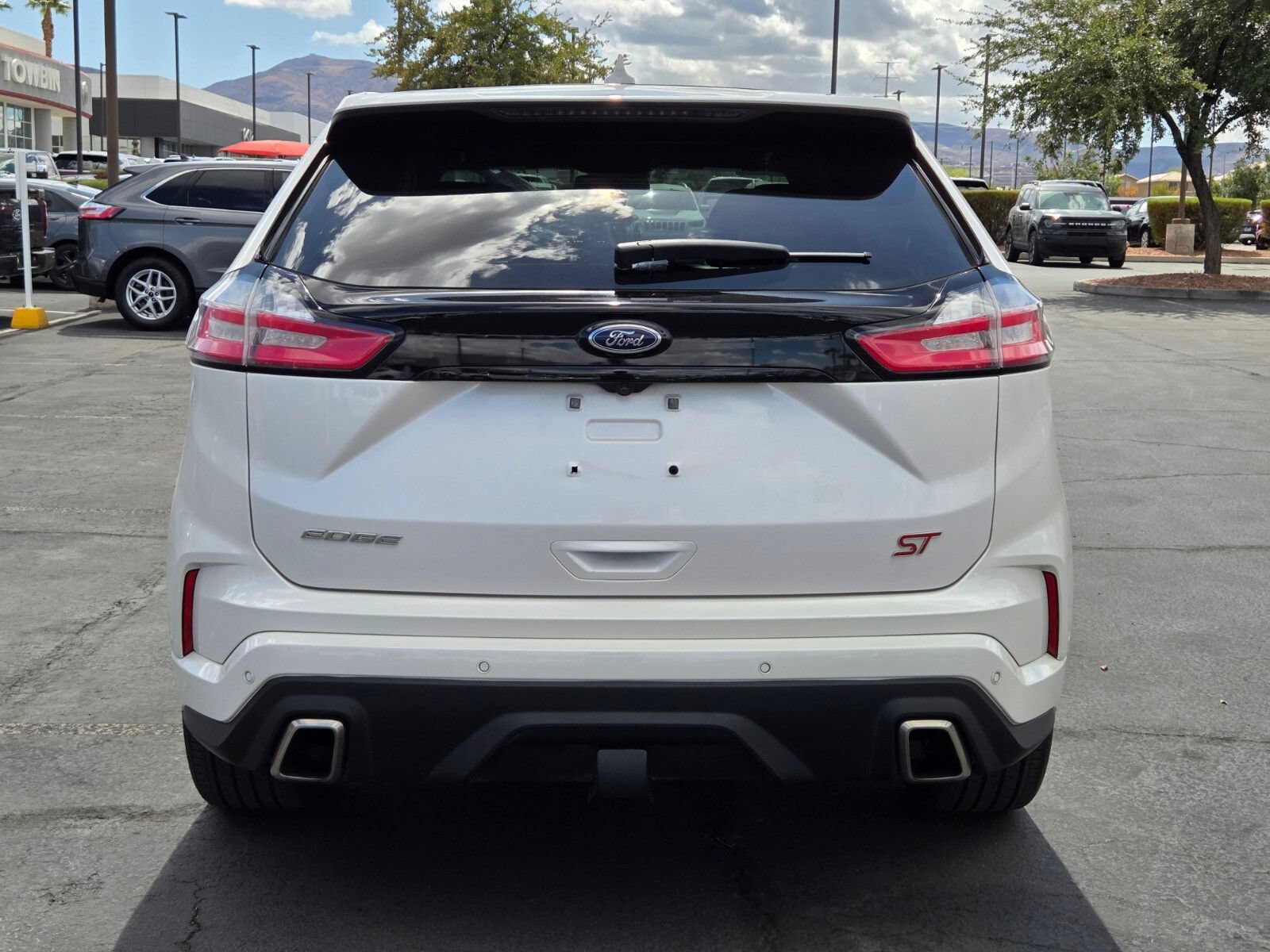 Certified 2019 Ford Edge ST w/ Equipment Group 401A AWD/4WD image 5