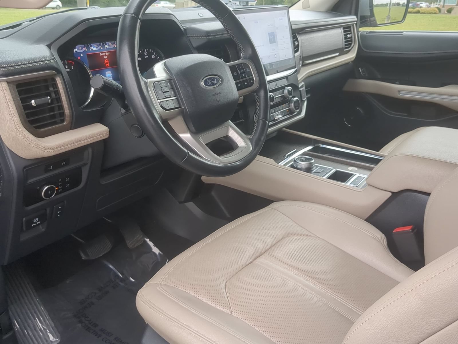 Certified 2024 Ford Expedition Limited RWD image 15