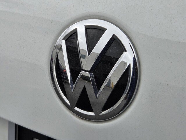 Used 2017 Volkswagen Jetta SE image 29