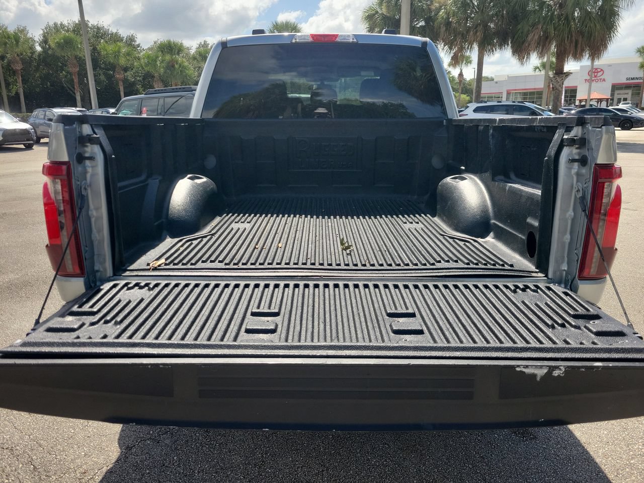 Used 2025 Ford F150 XLT w/ Equipment Group 301A Standard AWD/4WD image 7