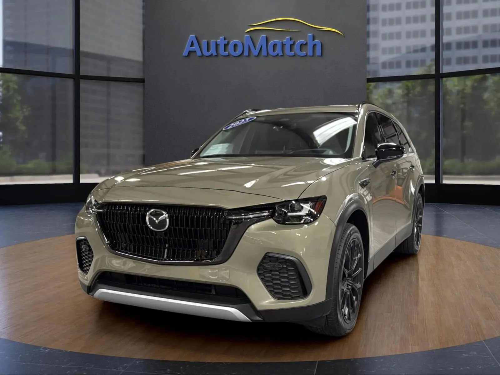 Used 2025 MAZDA CX-70 Plug-In Hybrid w/ Premium Pkg image 3