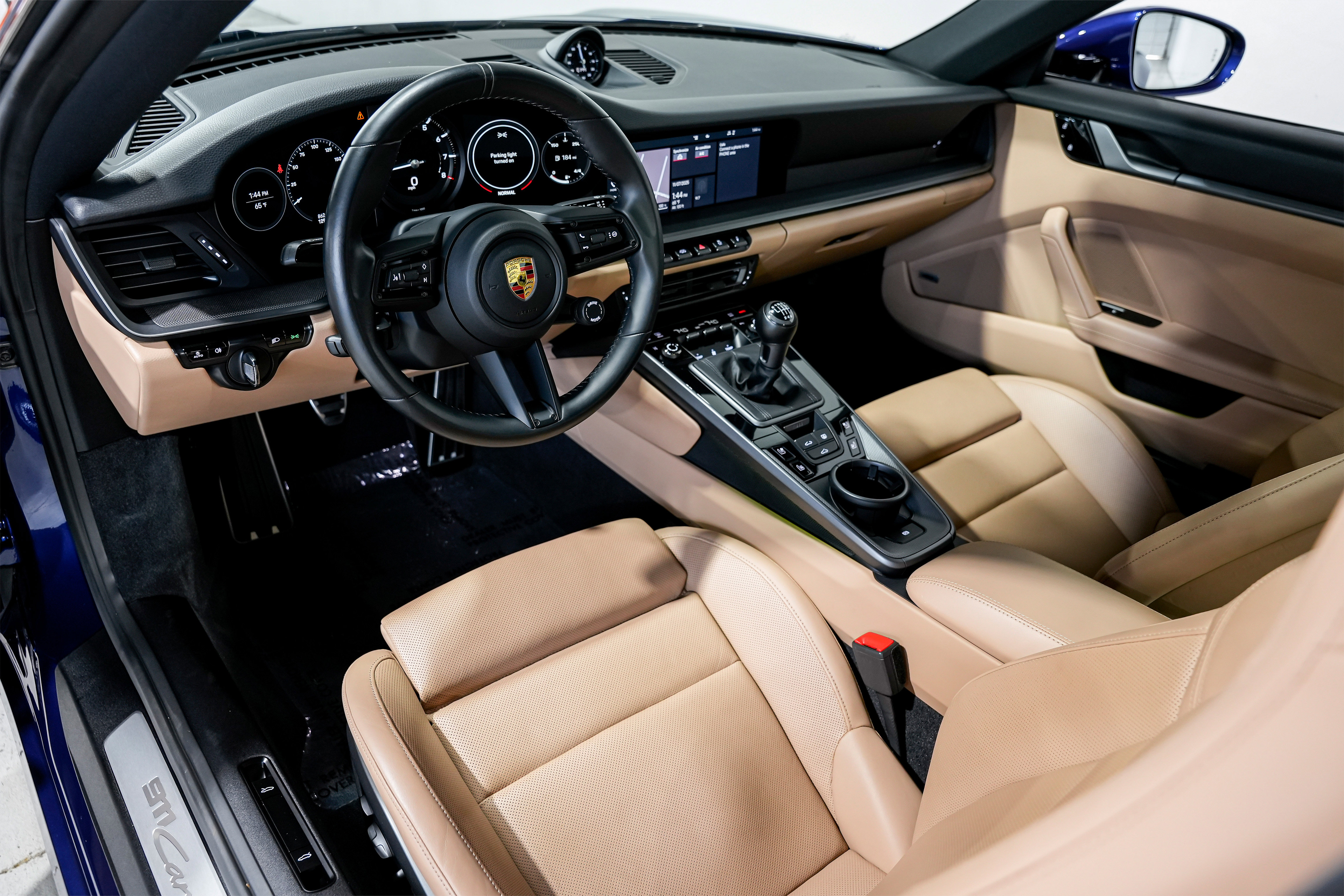 Used 2021 Porsche 911 Carrera S image 9