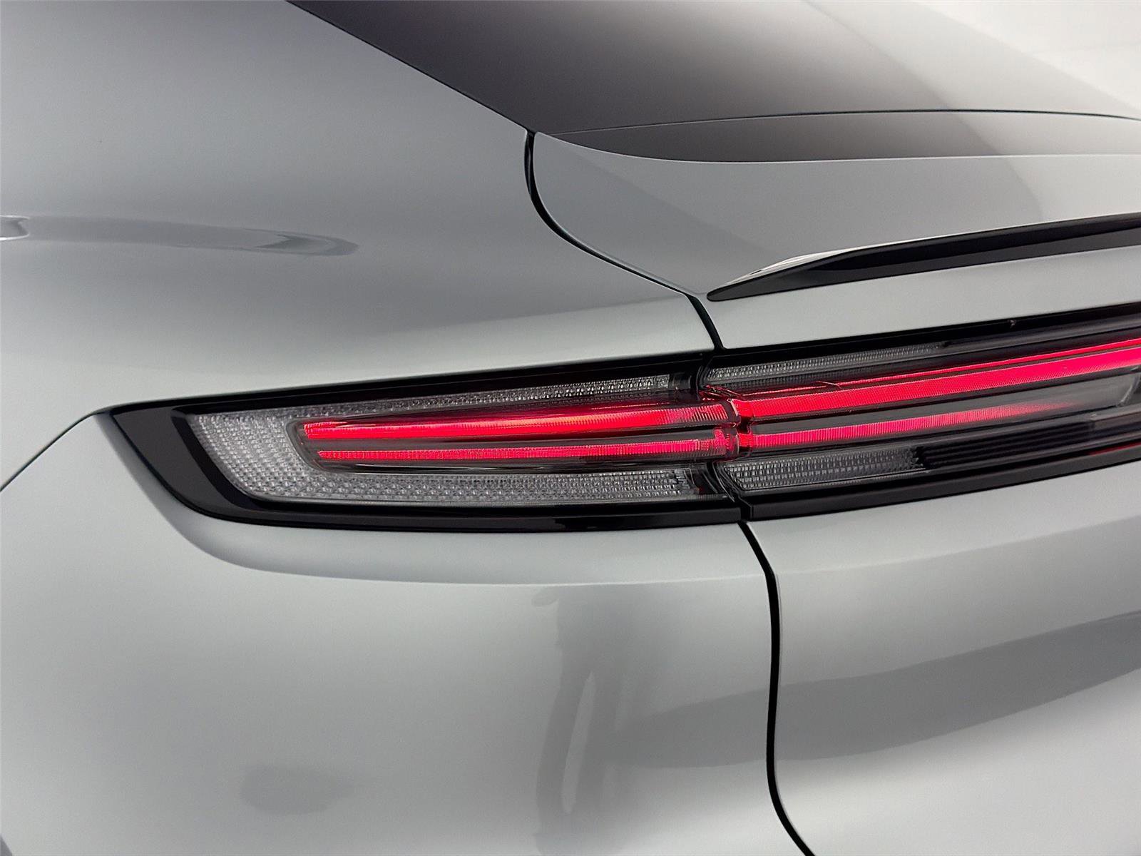 Used 2026 Porsche Cayenne Coupe AWD/4WD image 16