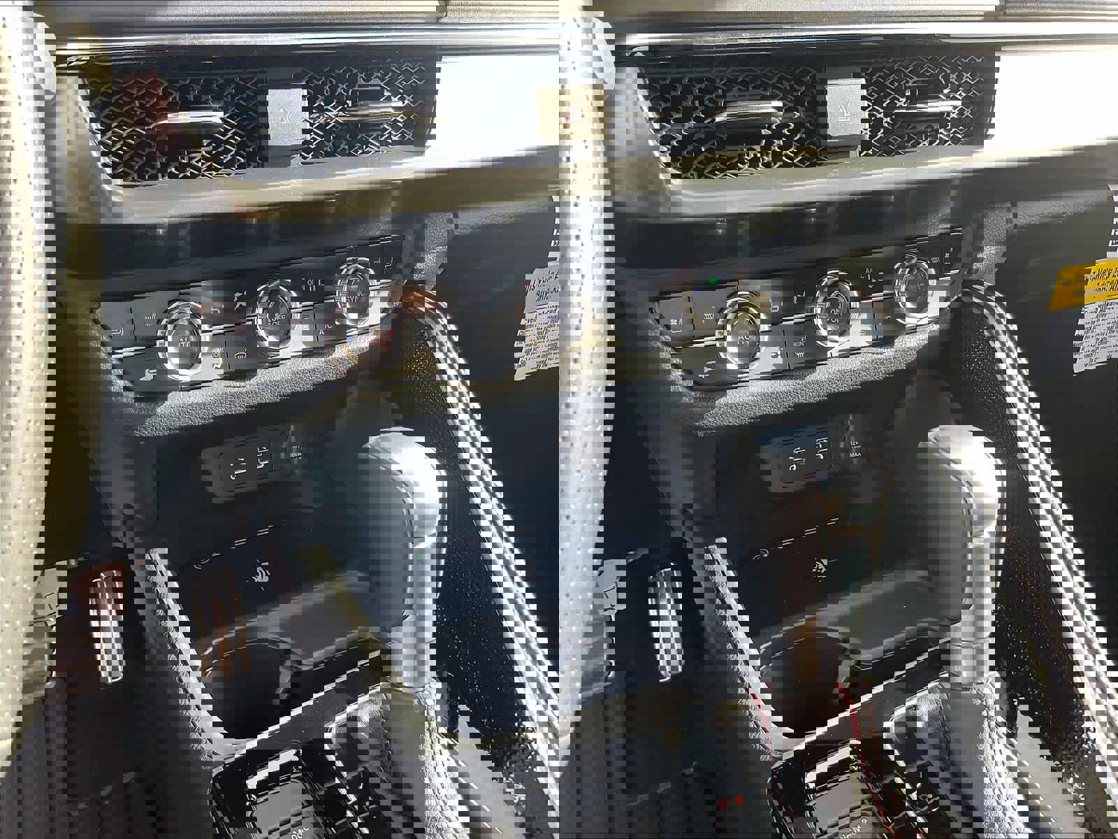 Used 2025 Acura ADX A-Spec image 32