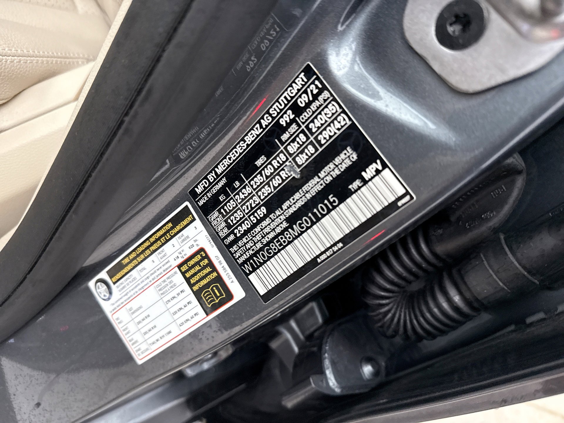 Used 2021 Mercedes-Benz GLC 300 4MATIC image 10