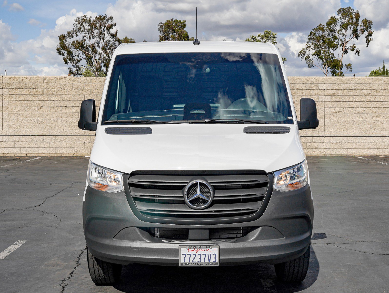Used 2026 Mercedes-Benz Sprinter 2500 image 2