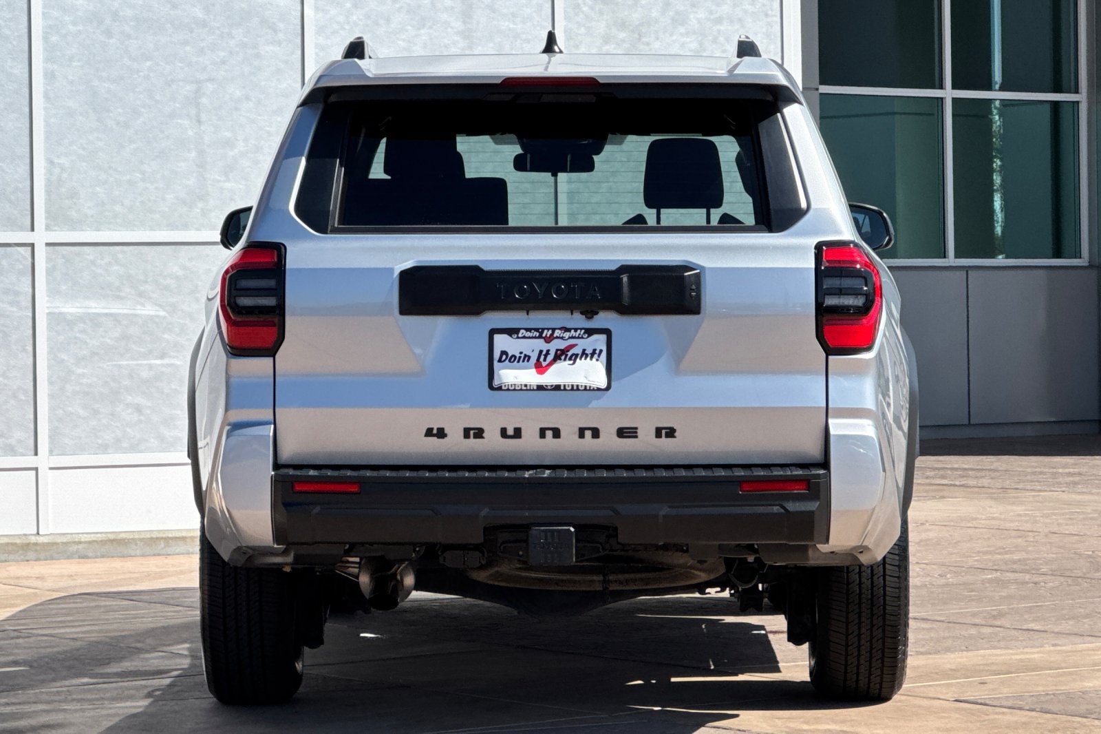Used 2025 Toyota 4Runner SR5 AWD/4WD image 5