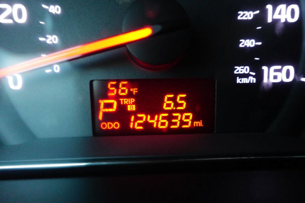 Used 2015 Kia Sorento LX image 19