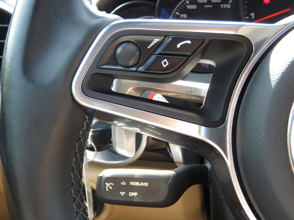 Used 2018 Porsche Cayenne AWD/4WD image 22