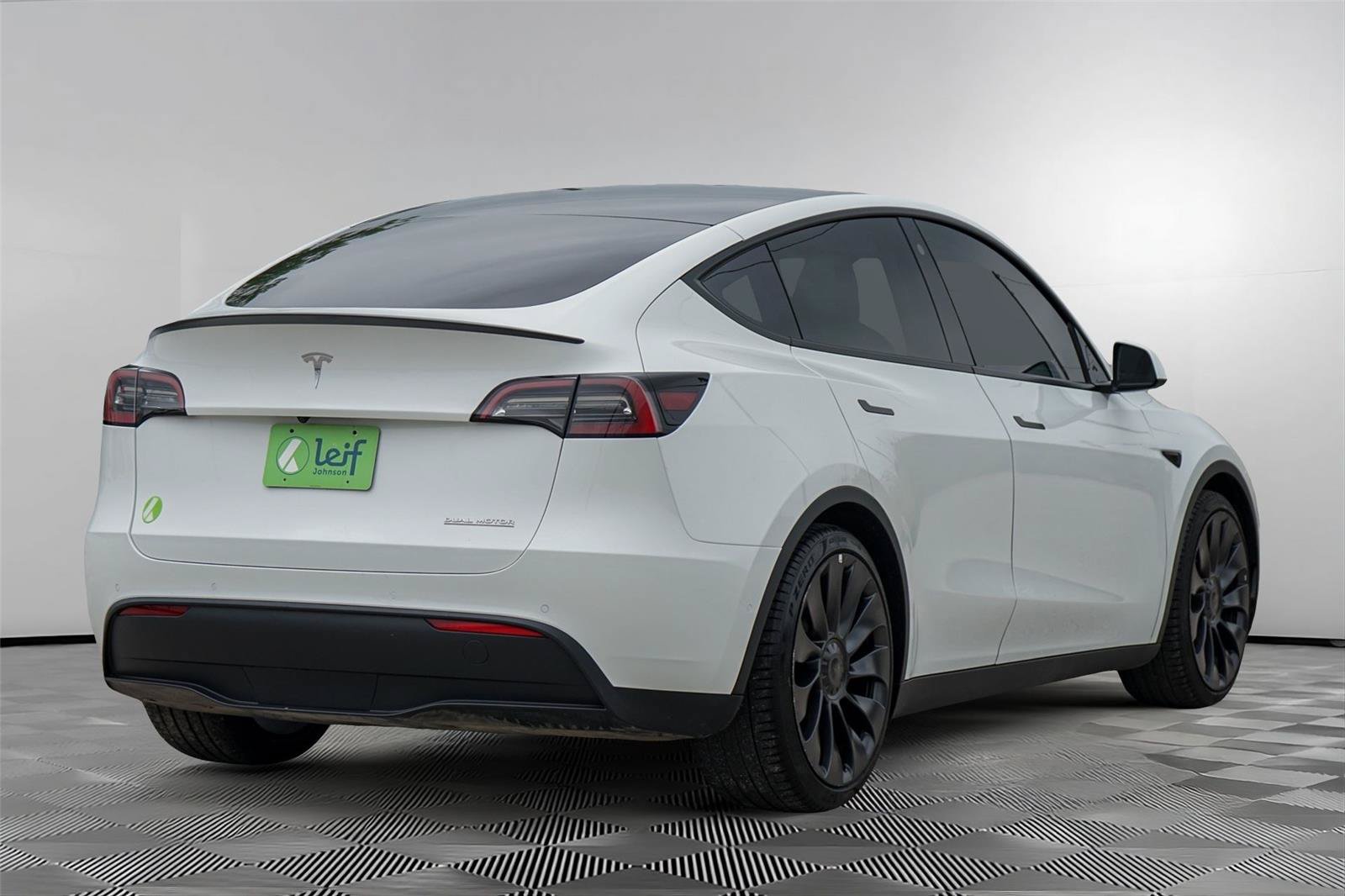 Used 2022 Tesla Model Y Performance AWD/4WD image 5