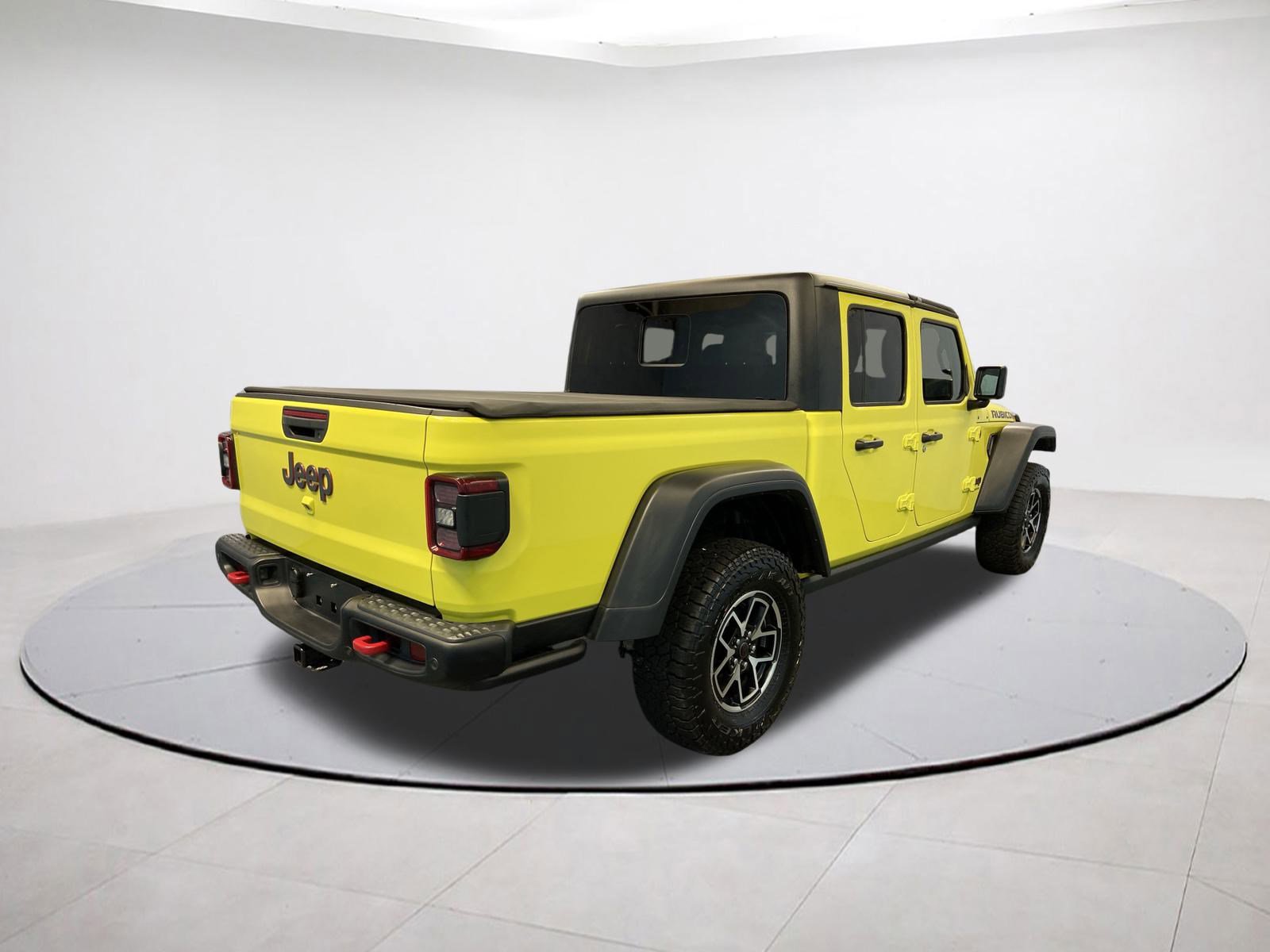 Certified 2024 Jeep Gladiator Rubicon w/ Technology Group image 6