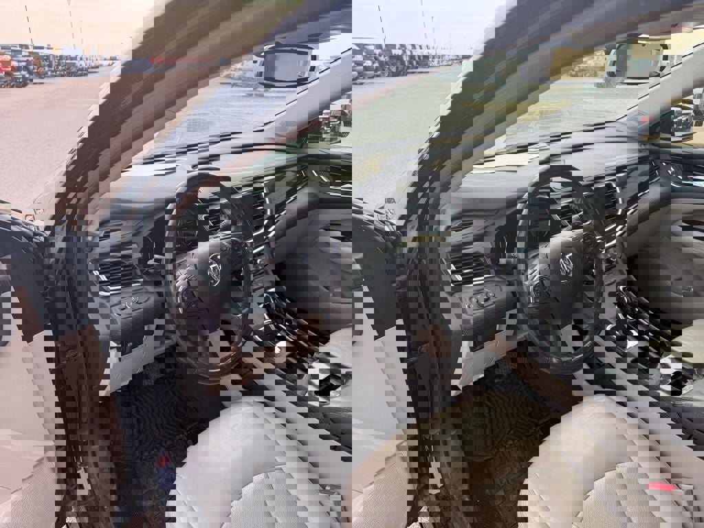 Used 2017 Buick LaCrosse Essence image 8