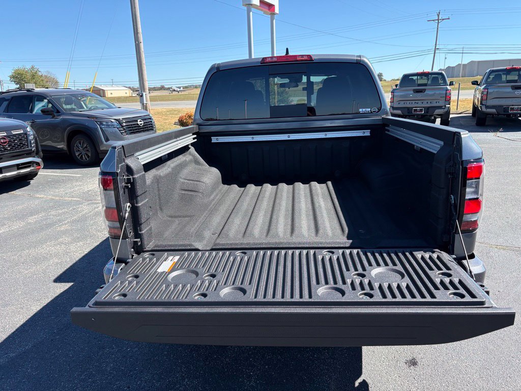 New 2027 Nissan Frontier SV w/ SV Convenience Package AWD/4WD image 11