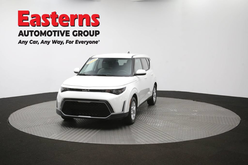 Used 2025 Kia Soul LX FWD image 52