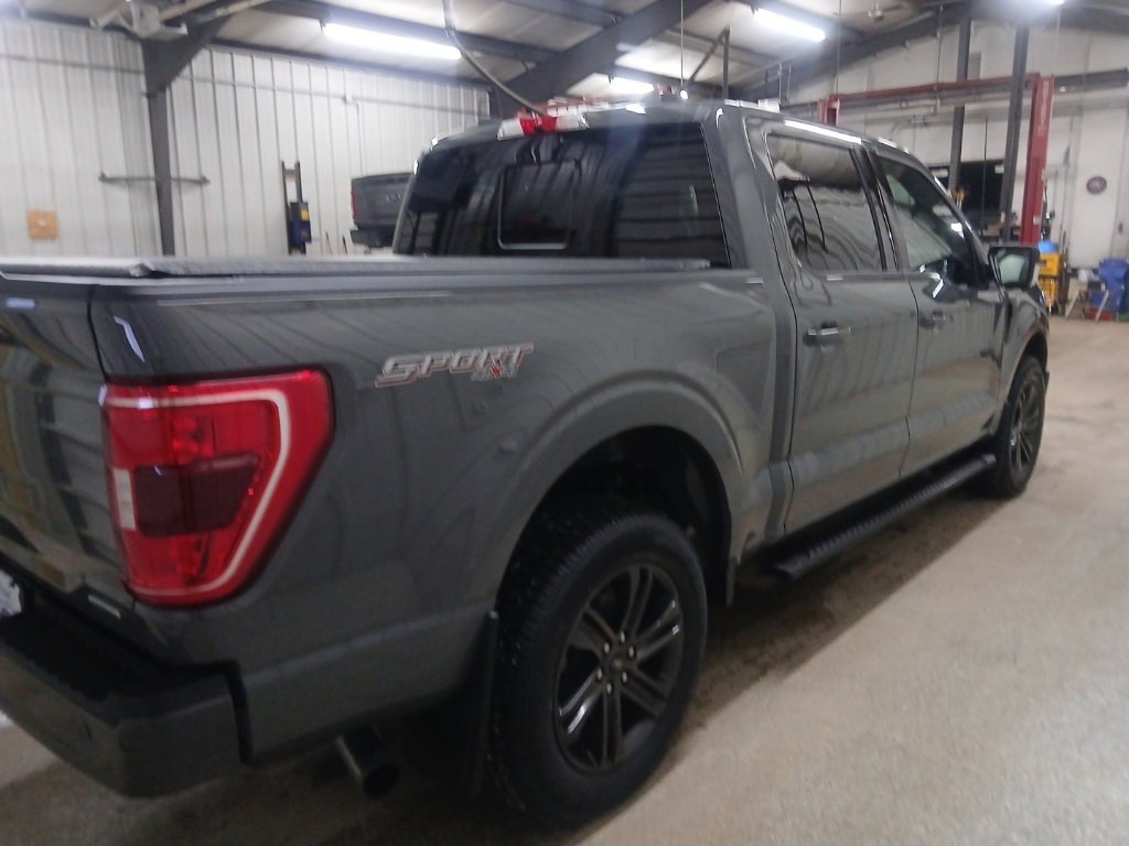 Certified 2021 Ford F150 XLT w/ Equipment Group 302A High image 4