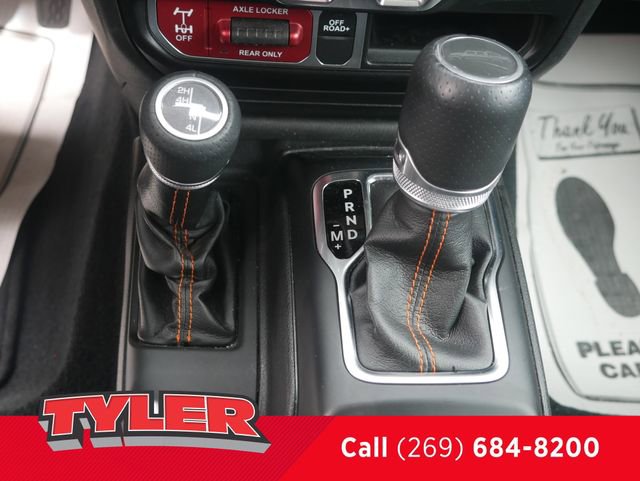 Certified 2022 Jeep Gladiator Mojave w/ Cold Weather Group image 34