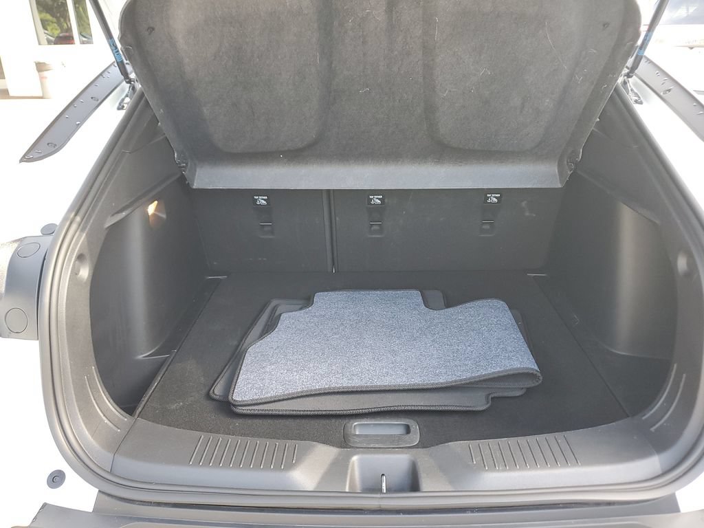 Certified 2024 Buick Envista Preferred w/ Advanced Safety Package FWD image 26