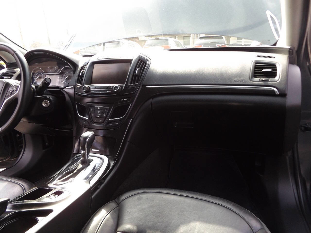 Used 2014 Buick Regal FWD image 27