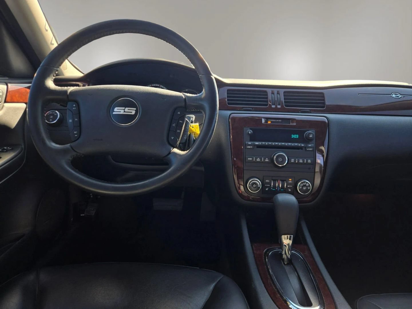 Used 2007 Chevrolet Impala SS w/ Convenience Package FWD image 18