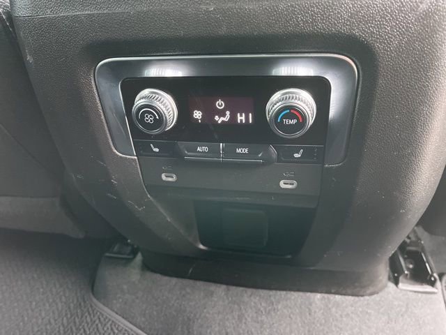 Used 2023 GMC Yukon Denali image 34